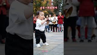 Cute babies are everywhere on the stage. They are full of energy at such a young age. The adorable